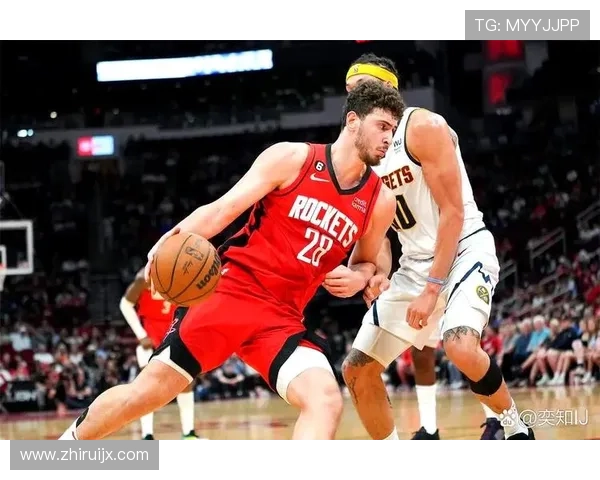 阿里纳斯：火箭本赛季仍需磨合 申京与阿门尚未确定核心定位